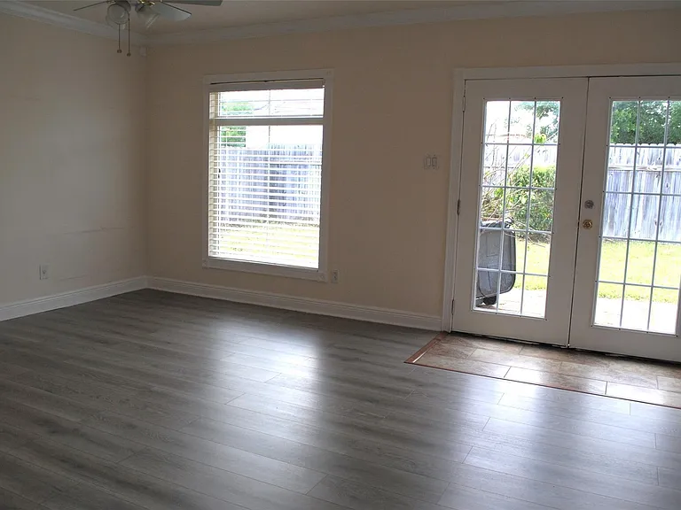 3910 Starbridge Pointe Ln — Photo 15