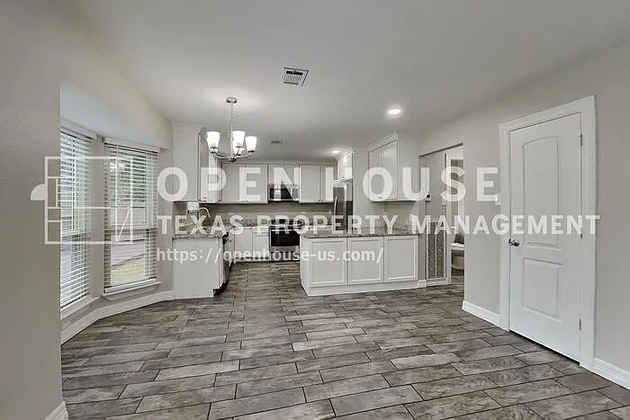2603 Hidden Garden Dr — Photo 7