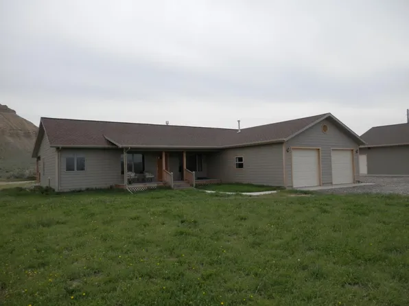 1164 Cowboy Mine Rd, Thermopolis, WY 82443