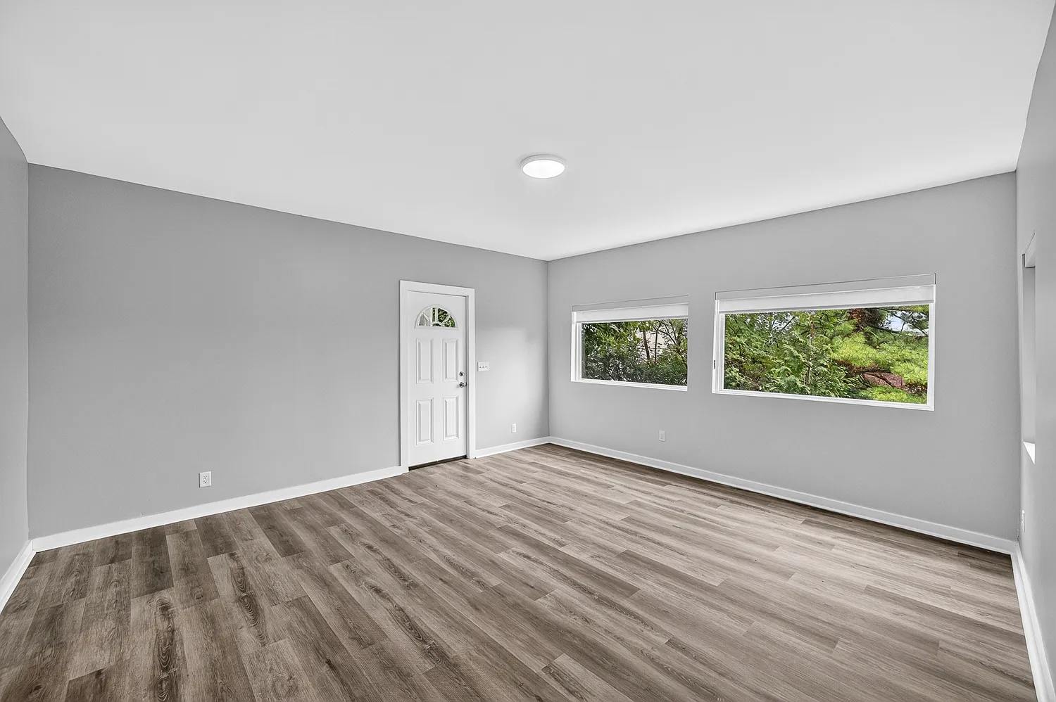 2 bed, 770 sqft, $1,750 — Photo 3