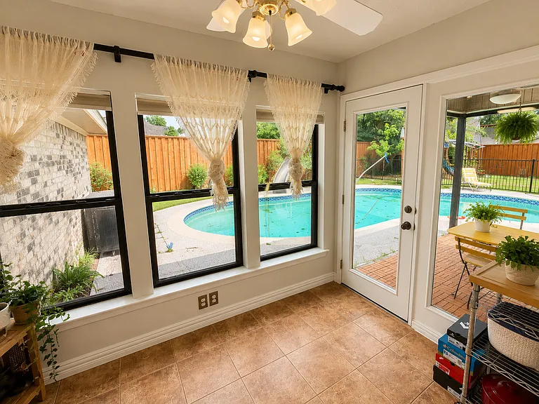 1608 Blake Dr — Photo 23