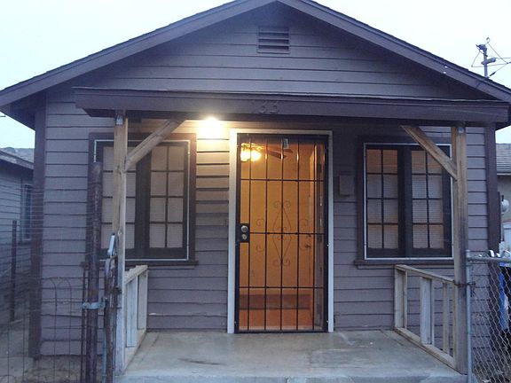 2nd image of 133 S 11th St