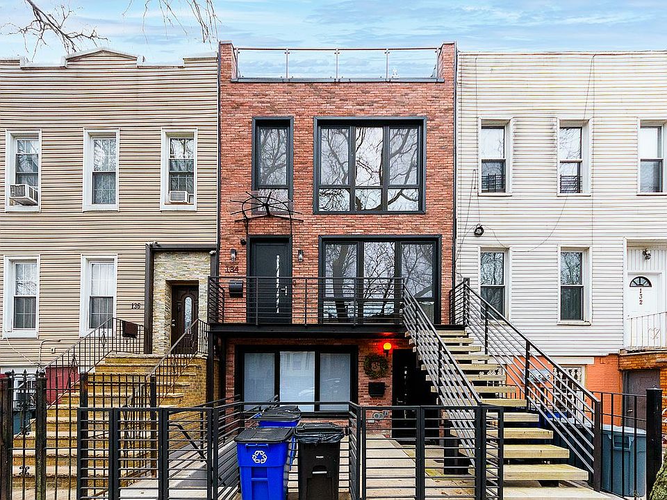 1st image of 134 Weirfield St Floor 2