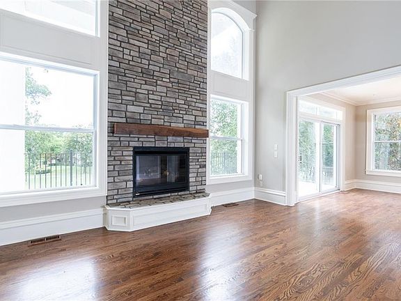 2nd image of 73 W Champions Blvd