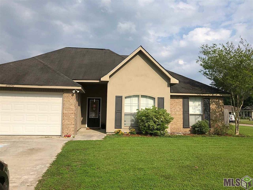 1st image of 26042 Glenbrook Dr