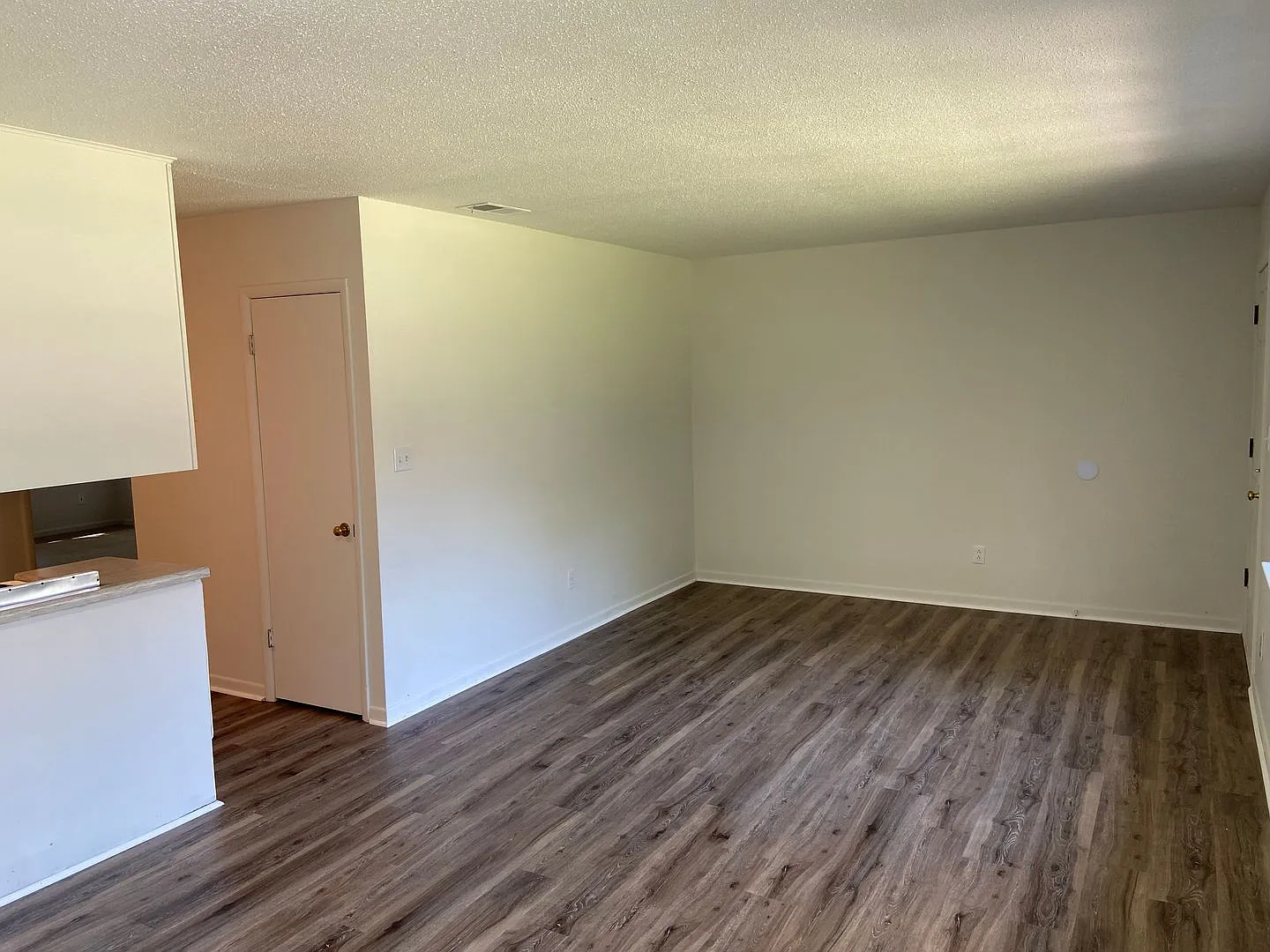 Cosby Apartments — Photo 3