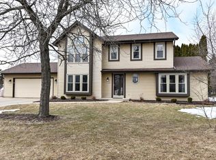W171N10763 Aspen Ct, Germantown, WI 53022