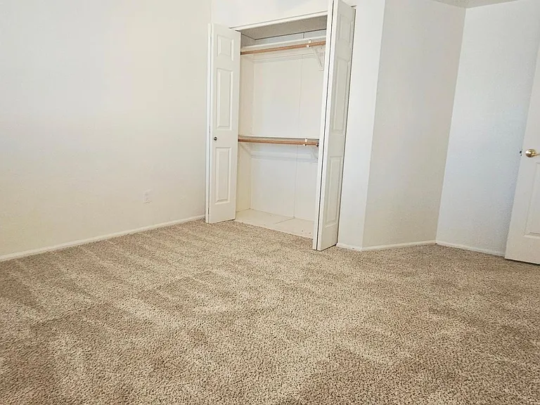 333 E Lilac Dr — Photo 19