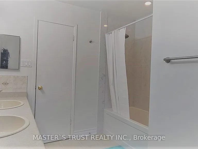 95 Orsett St #1 — Photo 10