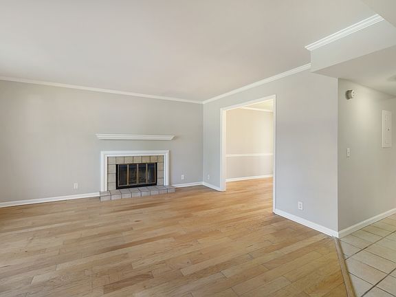 3rd image of 222 Westfield Dr