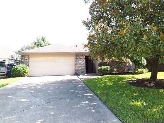 1st image of 14210 Sandfield Dr