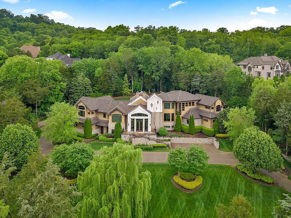 1st image of 101 Bancroft Ct