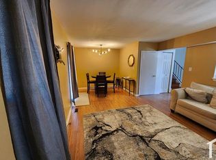 1918 Bronzegate Blvd, Silver Spring, MD 20904