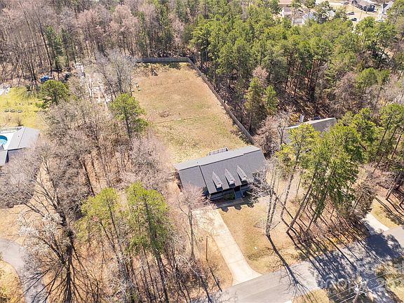 2nd image of 13030 Homewood Dr #12