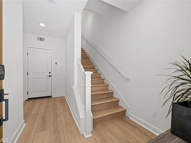 14135 Jonas Ct — Photo 24