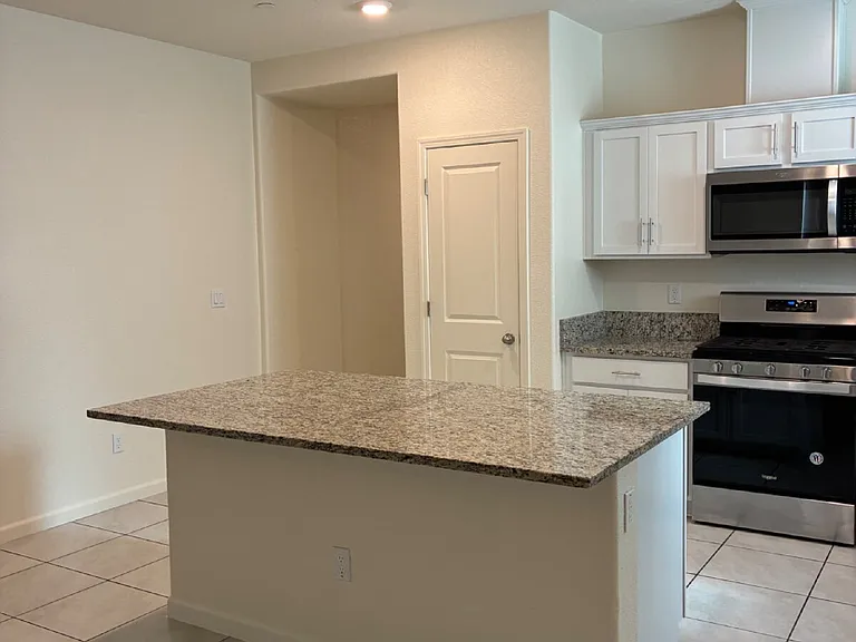 149 Shafer Ave — Photo 9