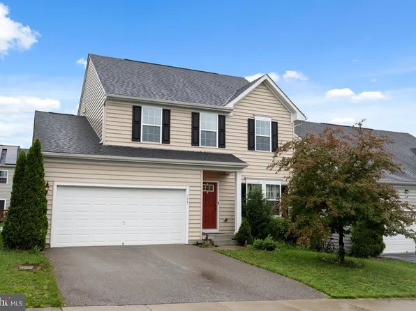 155 Tollerton Trl, Falling Waters, WV 25419