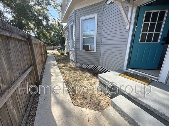 4th image of 1006 W Chase St APT C