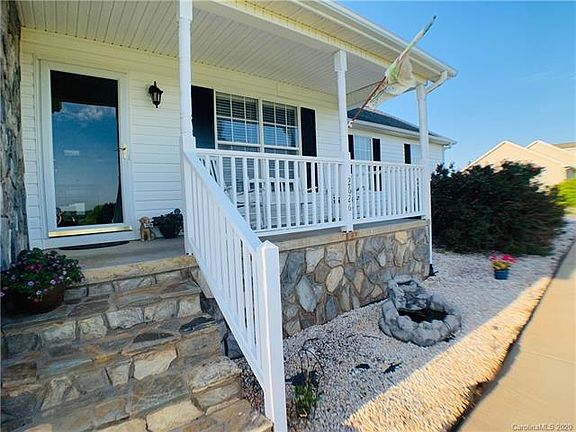 3rd image of 2626 Little River Ct