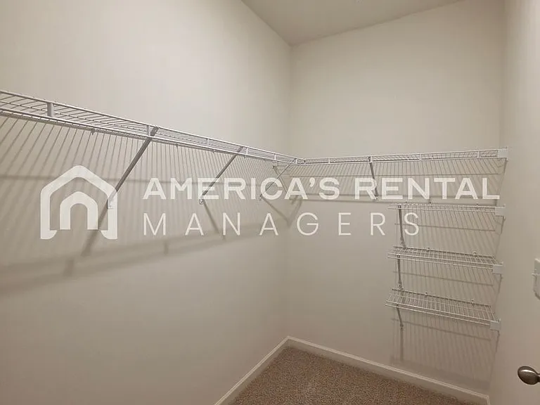 516 Way Station Pl — Photo 38