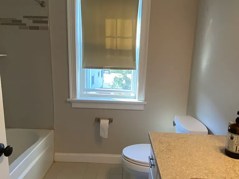 150 Quincy Ave #5B — Photo 27