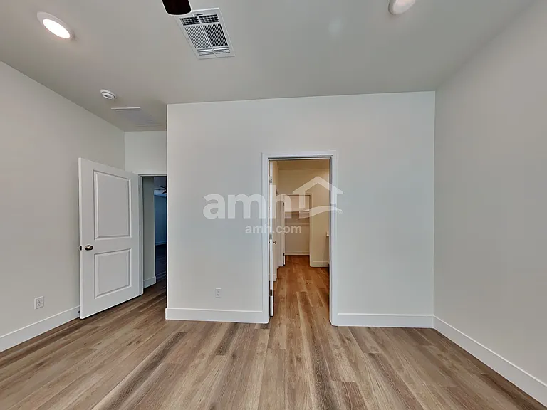 521 Silverbell Falls Pl — Photo 11