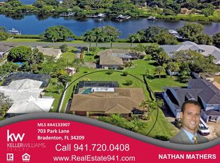 703 Park Ln, Bradenton, FL 34209