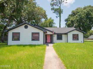 100 Pinedale Dr, Saint Marys, GA 31558