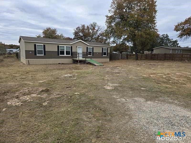 1st image of 22811 Copper Canyon Dr