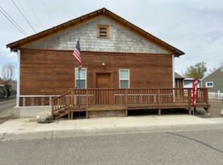 130 N 5th St, Greybull, WY 82426