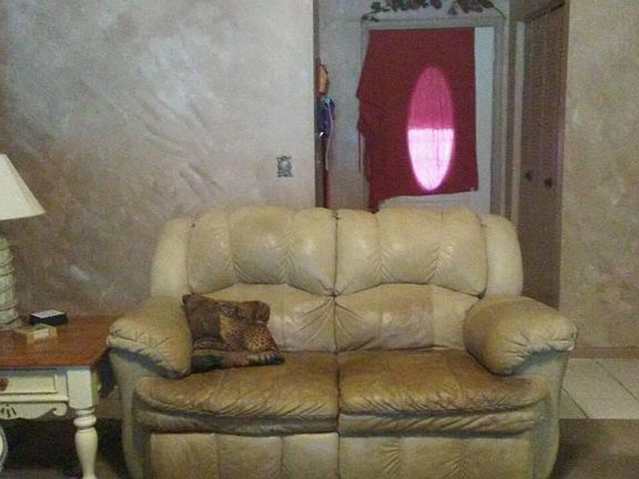 2nd image of 4008 Eastridge Dr