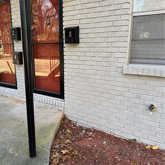 2637 Lester St — Photo 19