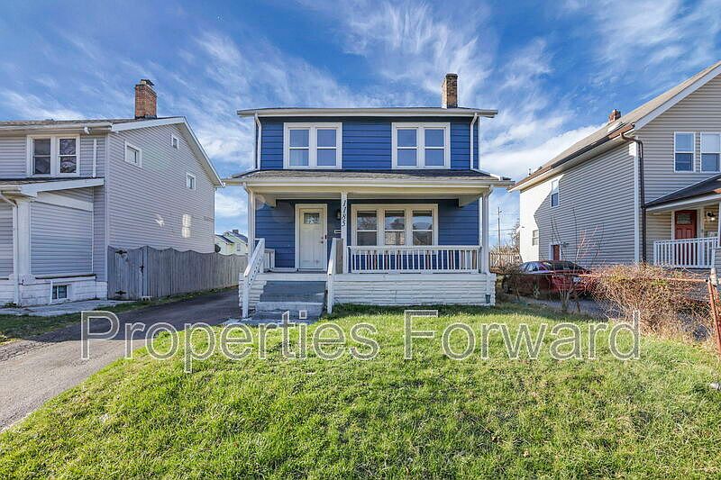 1st image of 1185 22nd Ave