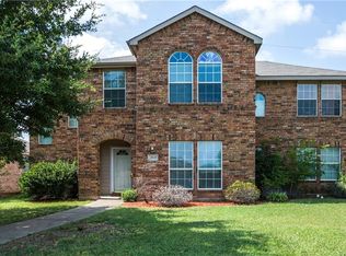 2640 Saint Andrews Dr, Lancaster, TX 75146