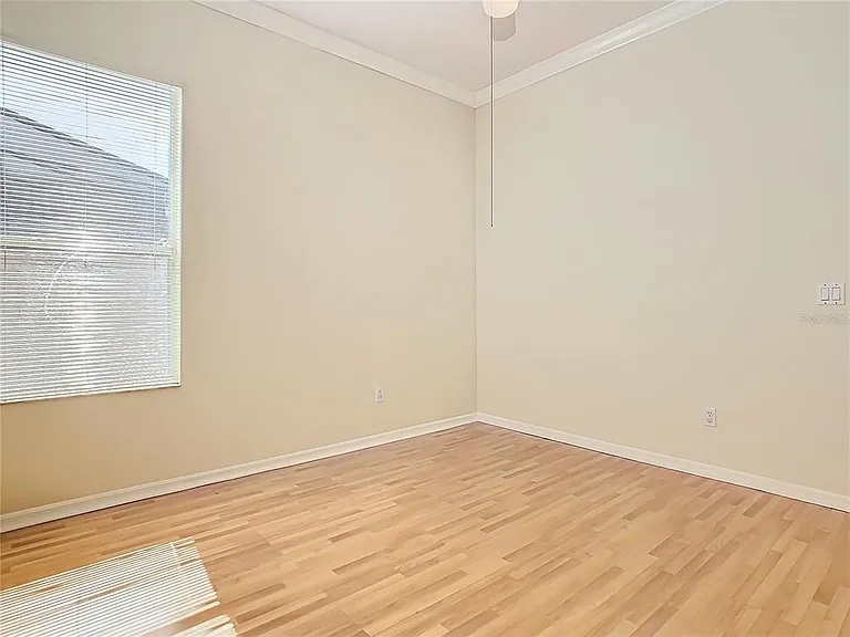 4925 Brightmour Cir — Photo 35