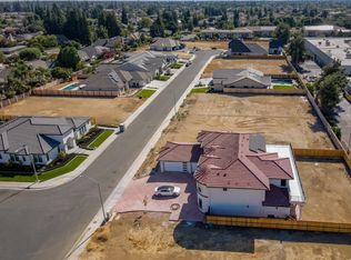 2424 Interlaken Ct, Lodi, CA 95242