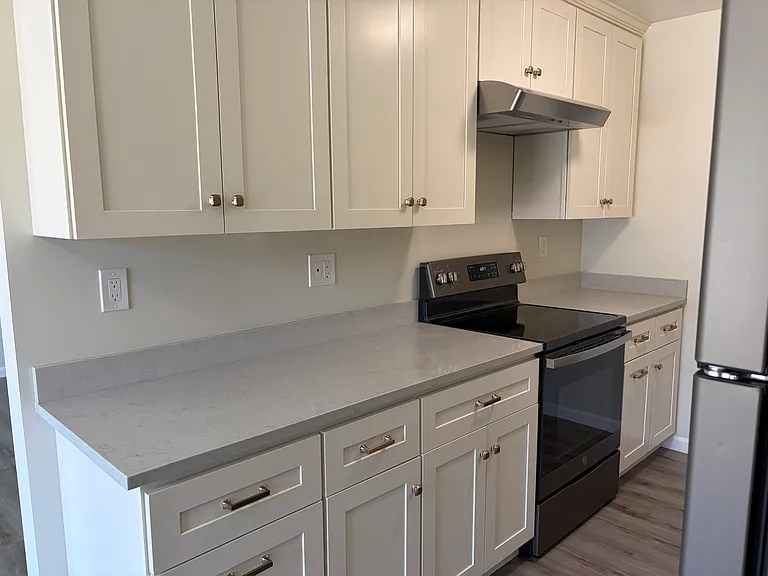 245 Easy St #14 — Photo 1