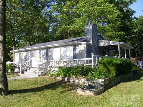 2nd image of 6569 Lake Dr