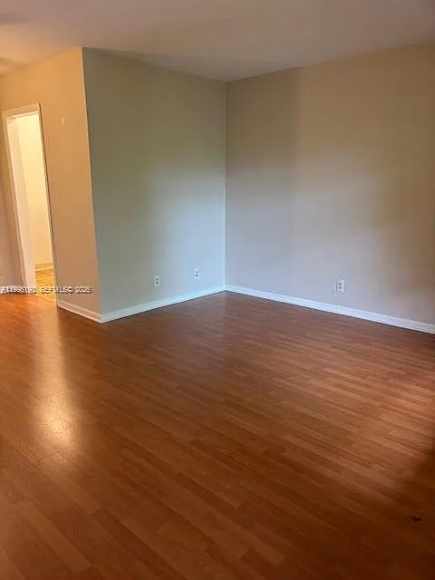 Building Photo - 9050 Jacaranda Ln #8