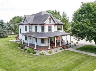 1316 2nd St, New Glarus, WI 53574