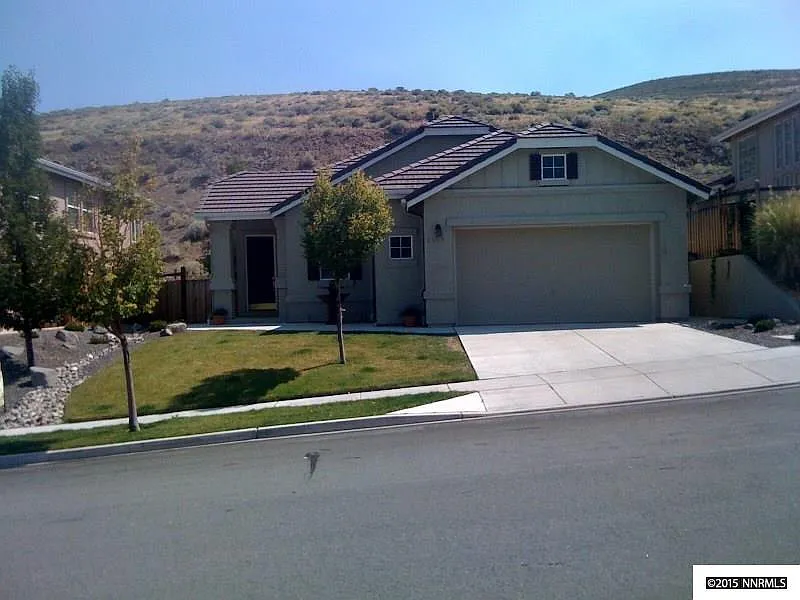 2887 Falcon Ridge Dr photo 1