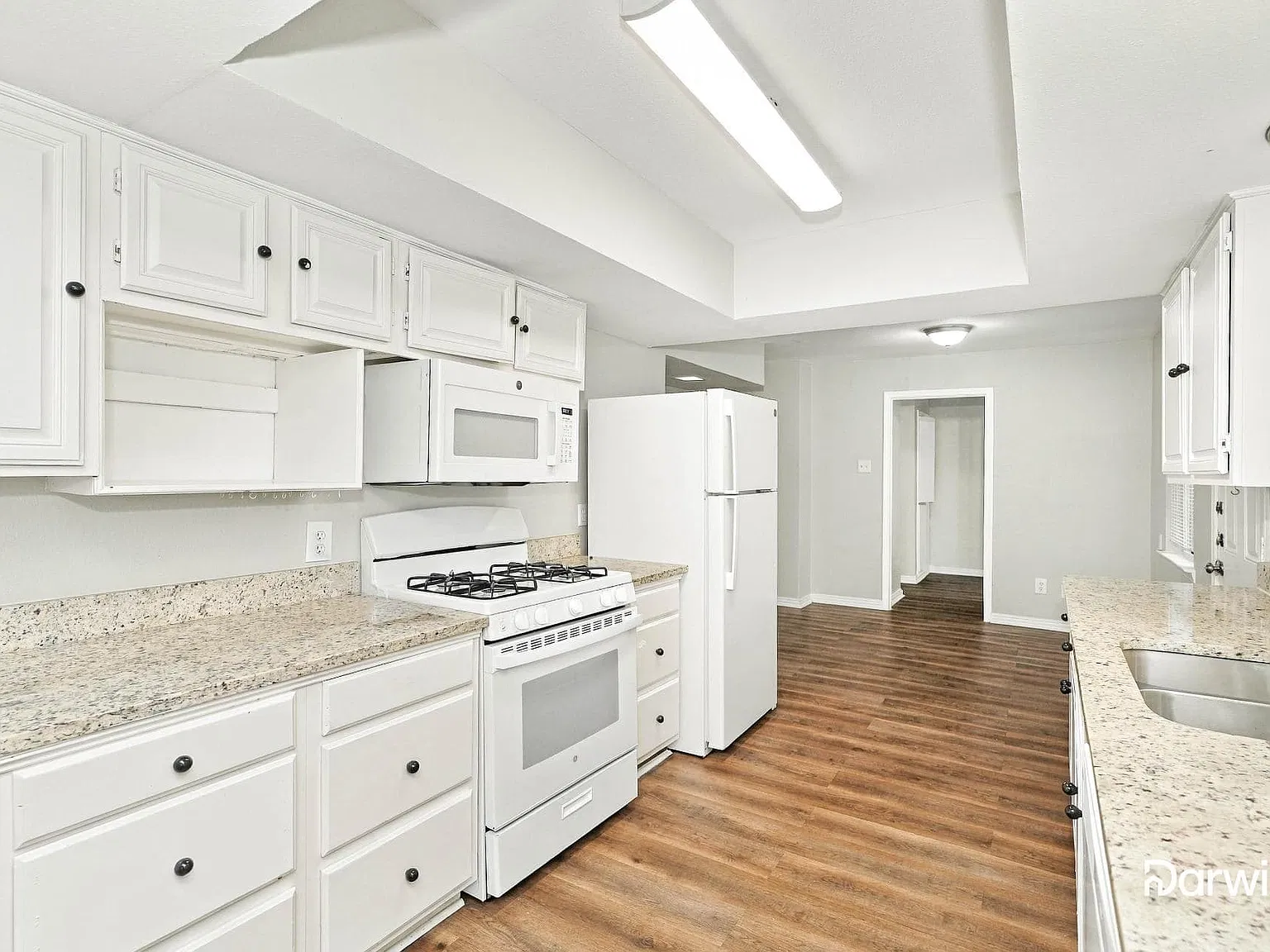 3 bed, 1.5 bath, 1115 sqft, $1,675 — Photo 3