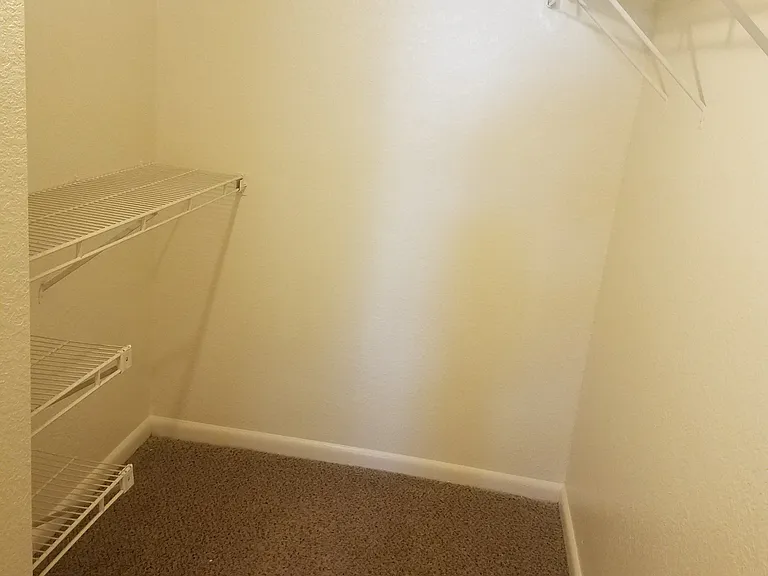 Quincy Ridge Apartments — Photo 46