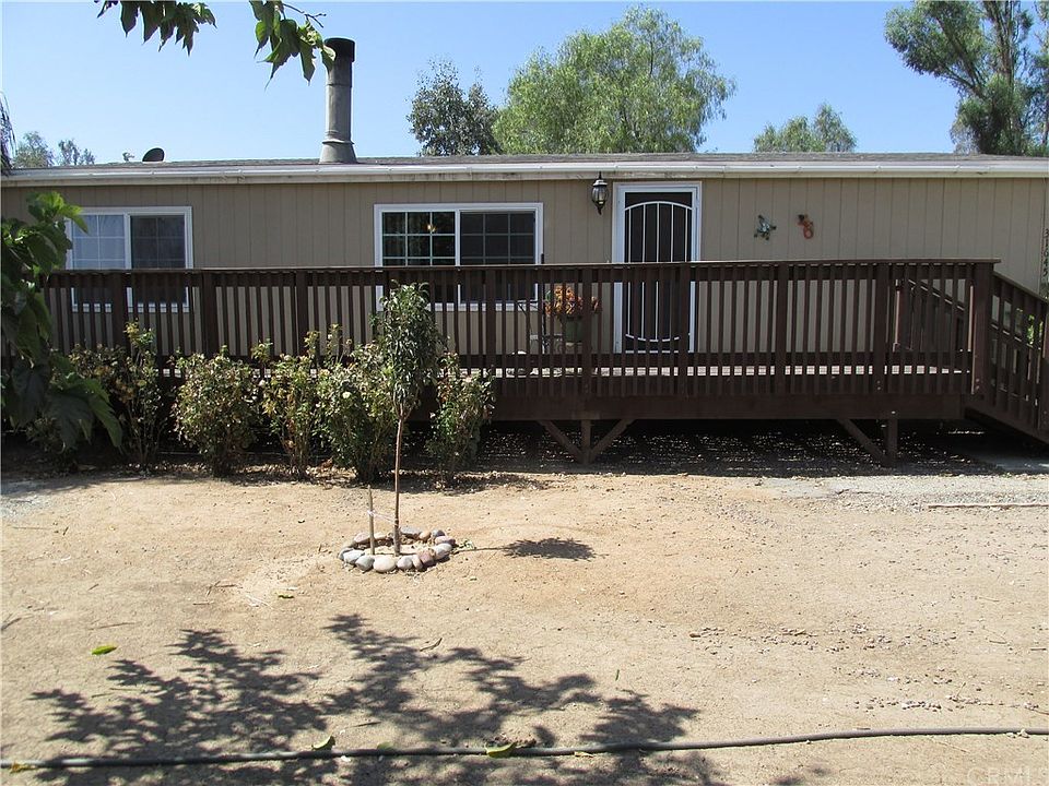 1st image of 31645 Mayhew Ln