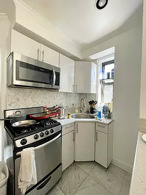 Rented by Oxford Property Group | media 17