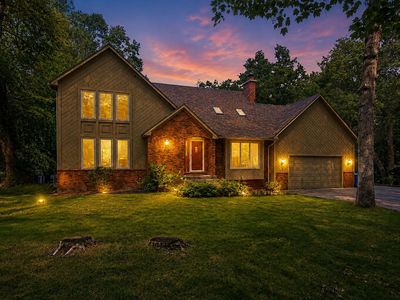 867 Lois Ln, Lino Lakes, MN, 55014