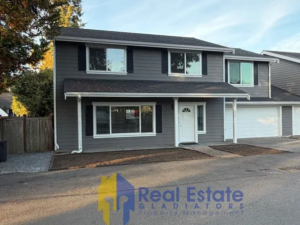 647 Pike St, Monroe, WA 98272