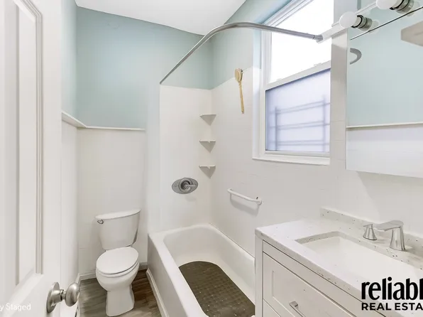 125 Neptune Avenue image 12 of 12