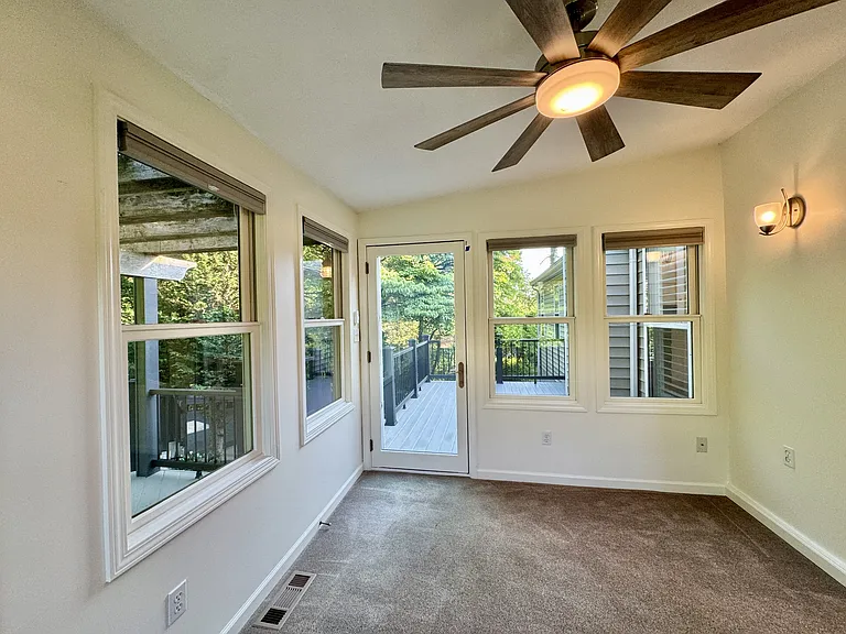 220 Konawa Ln — Photo 12