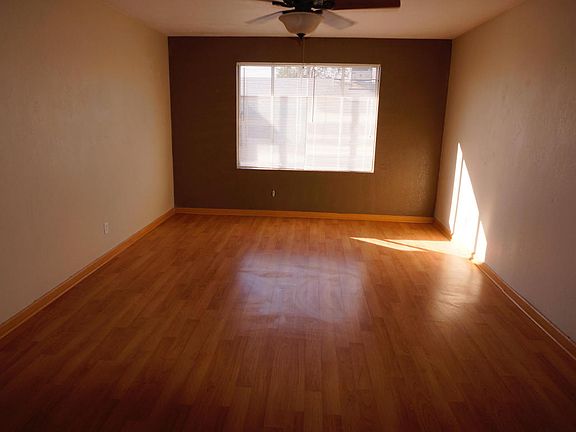 3rd image of 12662 N 47th Ave